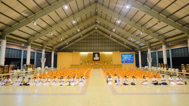 โรงเรียนเตรียมพุทธศาสตร์(ศูนย์การศึกษาเขาแก้วเสด็จ) จัดพิธีบุญวันพระ