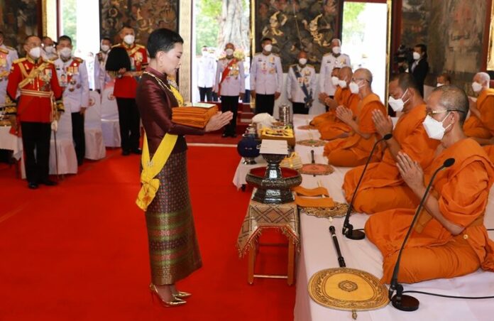 เจ้าฟ้าพัชรกิติยาภา เสด็จแทนพระองค์ ถวายผ้าพระกฐิน ณ วัดสุวรรณดาราราม