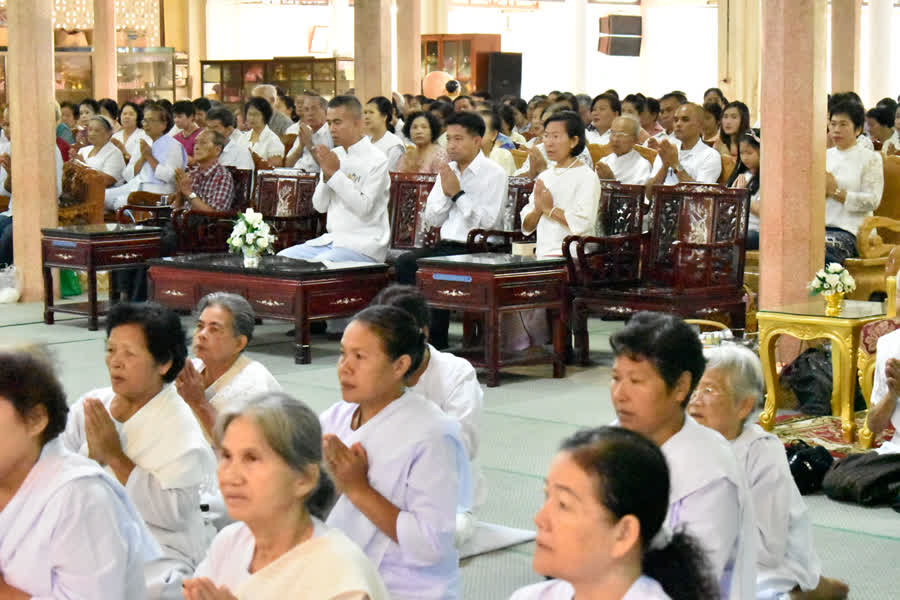 จ.ตราด จัดกิจกรรม “ผู้ว่าฯ พาเข้าวัด” นำข้าราชการเข้าวัดทำบุญร่วมประชาชน ในทุกวันพระ