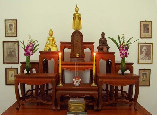 6 หลักจัดหิ้งพระและสิ่งศักดิ์สิทธิ์ในบ้าน เสริมสิริมงคล!!