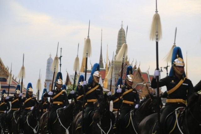 ทหารม้าจาก พล.ม.2 พัน ม.29 รอ.ทำการฝึกซ้อมขบวนอัญเชิญพระสรีรางคาร