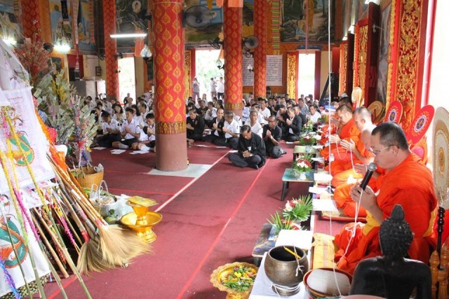 เยาวชนวัยใส ใส่ใจงานบุญ รวมใจเป็นประธานทอดกฐิน ประจำปี 2559