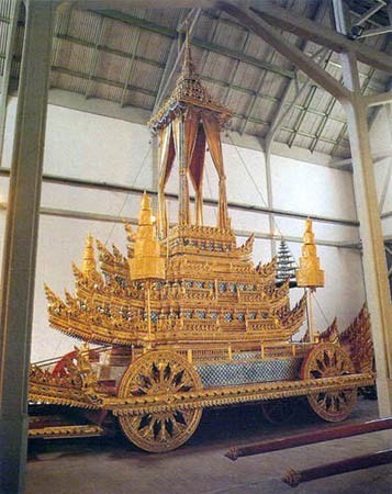เผย “พระมหาพิชัยราชรถ” ทำไมต้องรื้อถนน  ปิดตายทางออกเมื่อใช้เสร็จ!!