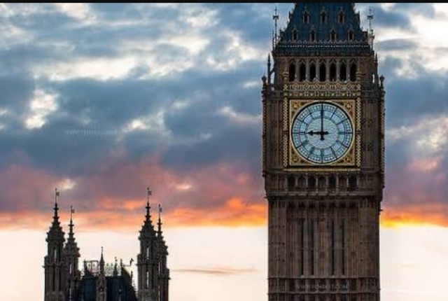 หอนาฬิกา"บิ๊กเบน" สัญลักษณ์กรุงลอนดอน ปิดซ่อมแซมครั้งใหญ่เตรียมหยุดตีบอกเวลา 4 ปี