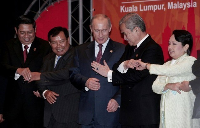 ม่วนซื่น!" บุนยัง วอระจิด"นั่งแทน ประธานประเทศคนใหม่สปป.ลาว