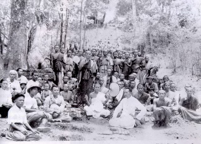 เผยคำทำนาย “ครูบาศรีวิชัย” ที่ผ่านมากว่าร้อยปี! ตอนนี้เป็นจริงทุกอย่างแล้ว??? ไม่เชื่อก็ต้องเชื่อ