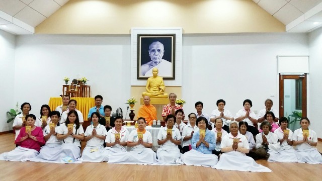 คณะกัลยาณมิตรชาวอ.บางพลี รวมใจสวดธรรมจักร ทั้งที่ศูนย์ปฏิบัติธรรมและที่โรงงานต้นบุญต้นแบบ