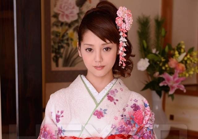 เจแปนไทมส์เผย สาวญี่ปุ่น 60 % ขอนอนดูทีวีดีกว่าไปออกเดท