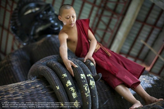 สุดตะลึ่ง!!!พระไม้ไผ่ที่มีขนาดใหญ่ที่สุดในโลก ไม่มีใครเหมือนและ ไม่เหมือนใคร