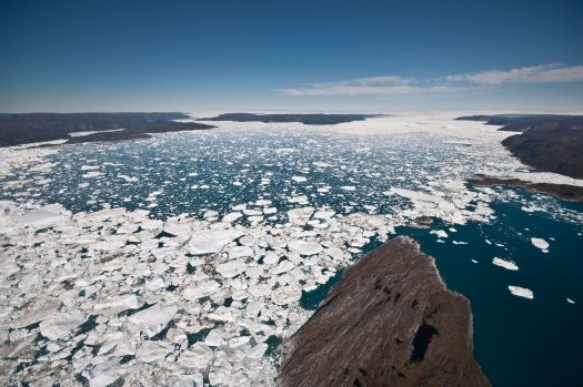 วิกฤต !  แผ่นน้ำแข็งกรีนแลนด์ละลายวันเดียว  2 พันล้านตัน !!