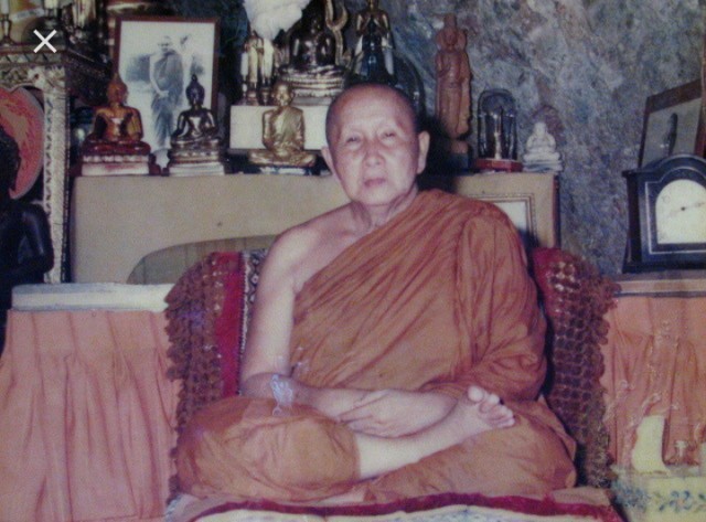 หลวงปู่จันทาโปรดเปรตพระบนถ้ำภูพาน  เปรตสารภาพสิ้นถึงเหตุที่ทำให้ต้องกลายเป็นเปรต