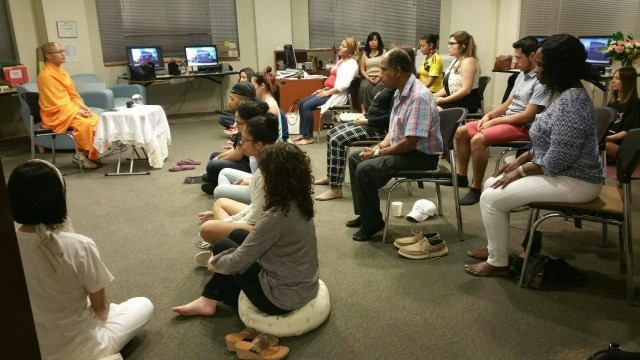 Union County college , New Jersey, USA จัดงานประจำปี!!พอจ.และจนท.วัดพุทธนิวเจอร์ซี เปิดห้องทำสมาธิ