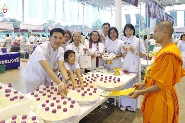 ประมวลภาพพิธีมุทิตาสักการะพระมหาเถระ พระเถระ 160 รูป ณ วัดพระธรรมกาย ปทุมธานี
