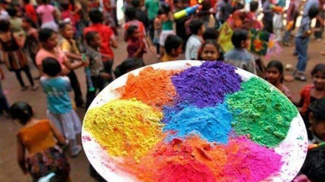 เทศกาลโฮลี (Holi Festival) เทศกาลแห่งสีสันที่อินเดีย