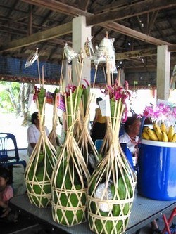 คุณรู้จักมั้ย??...... ประเพณีตานก๋วยสลาก