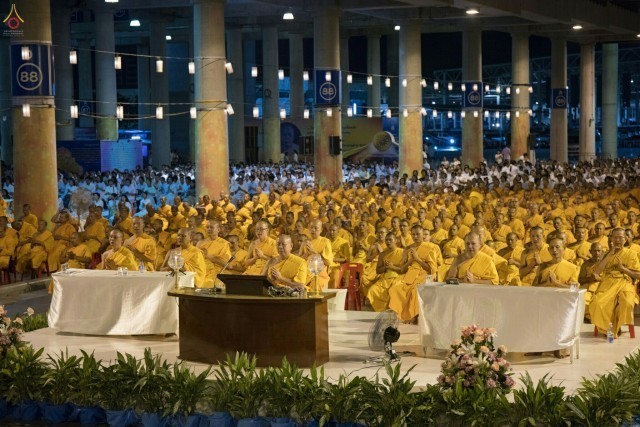 ศิษย์วัดพระธรรมกายจัดพิธีมุทิตาสักการะวันคล้ายวันเกิด76ปีหลวงพ่อทัตตชีโว:ย้ำขอสู้บาปด้วยบุญ "สู้แบบพระ"