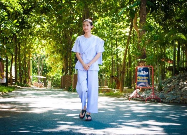 เตือนลูกผู้หญิงด้วยกัน เข้าวัด เข้าวา แต่งตัวโป๊ บาป