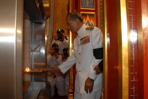 เผยธรรมเนียมการถวายพระเพลิงพระบรมศพจริง ราชประเพณีสืบทอดมาแต่ครั้งกรุงเก่า