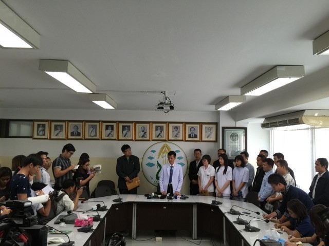 แพทย์พระธัมมชโย ยื่นหนังสือแพทยสภา ขอแพทย์ผู้เชี่ยวชาญมาตรวจและวินิจฉัยโรคที่วัด พิสูจน์อาการอาพาธ