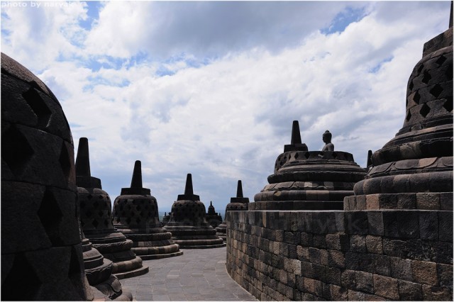 Borobudur บุโรพุทโธ มหาสถูปของโลก..ศาสนวัตถุที่แสดงถึงความเจริญรุ่งเรืองของพระพุทธศาสนาในอดีตที่ผ่านมา