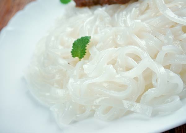 เช็คแคลอรีในอาหารจานเส้น เทียบให้เห็น กินเส้นไหนอ้วนที่สุด
