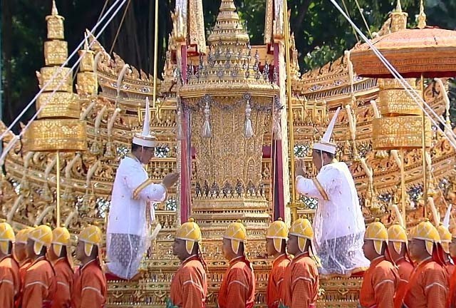 ชมประมวลภาพริ้วขบวนที่ 2 พระราชพิธีถวายพระเพลิงพระบรมศพ ในหลวง รัชกาลที่ 9