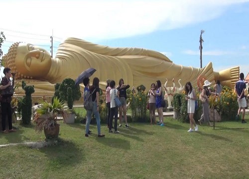 นักท่องเที่ยวแห่ชม วัดแหลมพ้อแหล่งท่องเที่ยวใหม่สงขลา “ไทยเท่ เก๋ไก๋ สไตล์เกาะยอ”