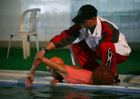 เด็กสาวบาสเก็ตบอลไม่มีขาสักข้าง สู้!อดทน!ฝึกซ้อม! จนเข้าสู่การเป็นแชมป์โลก!