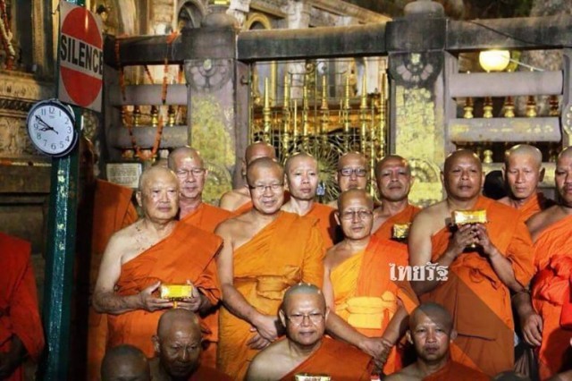 "วินัย พันธุรักษ์"นักร้องอาวุโส เข้าอุปสมบท ณ วัดไทยพุทธคยา-อินเดีย