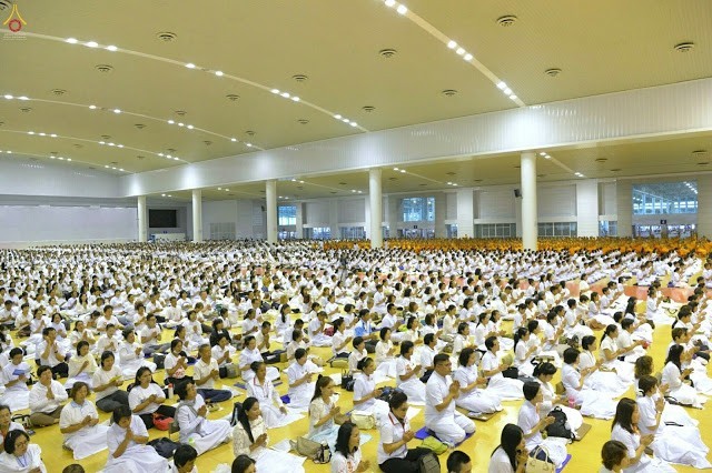 เจ้าคุณเบอร์ลิน...ชวนสวดมนต์ข้ามปี