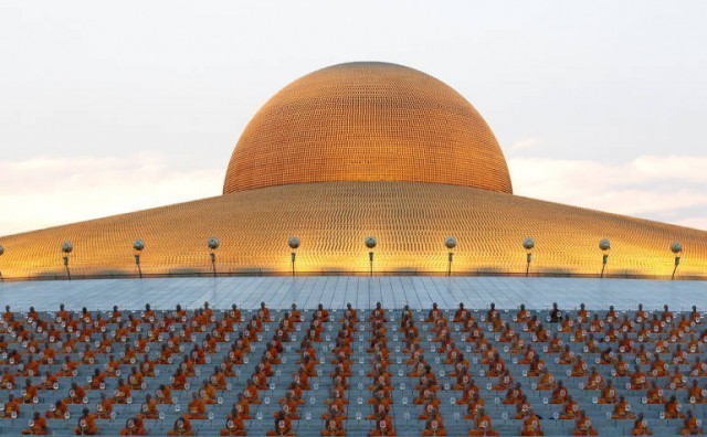 อำนาจรัฐ VS ธรรมกาย กับพลังศรัทธามหาชนด้วยปัญญาที่เดินหน้า จะเลี่ยงความรุนแรงได้ไหม?