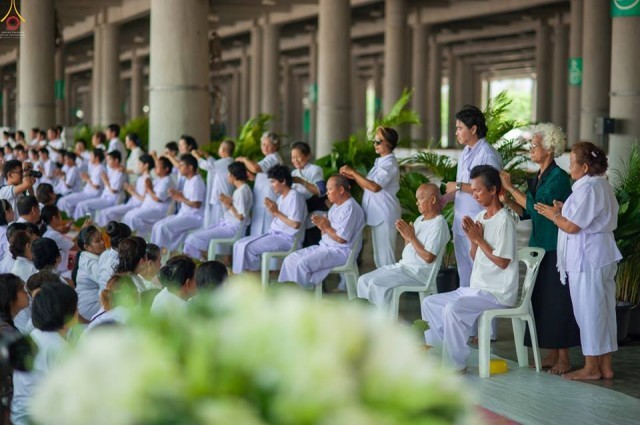 พิธีตัดปอยผมและปลงผมธรรมทายาท..พระพี่เลี้ยงรุ่นเข้าพรรษา ปี 2560