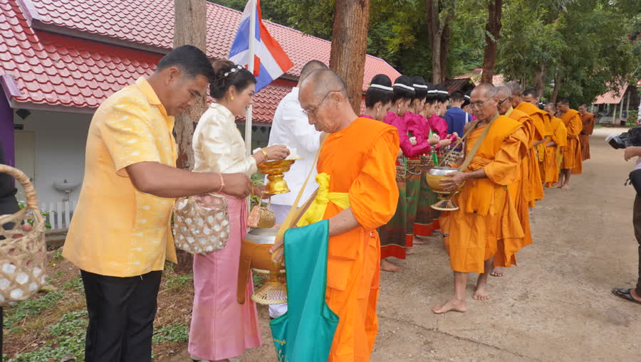 ชาวสระแก้ว จัดงาน"ทอฝ้าย สายบุญ จุลกฐิน" เพื่อสืบสานโบราณประเพณี