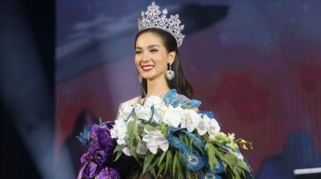 ปังสุด! 'โม-จิรัชยา' คว้ามงกุฎมิสทิฟฟานี่ 2016 กวาดขวัญใจสื่อ-สาวผิวดี