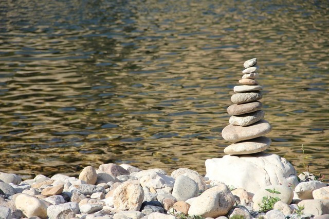 Stone Balance ศิลปแห่งความสมดุล
