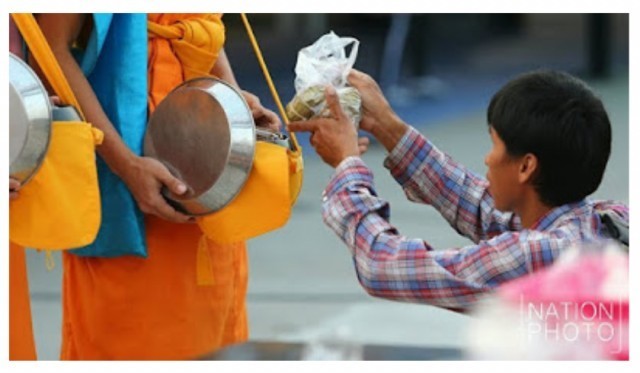 จริงหรือ! ที่ว่าวัดพระธรรมกายสอนให้ทำบุญนหมดตัว