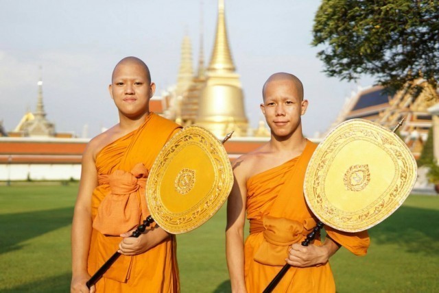 ๑๙ พ.ค. พิธีทรงตั้งเปรียญธรรม ๙ ประโยคและเปรียญธรรม ๖ ประโยค ณ วัดพระแก้ว