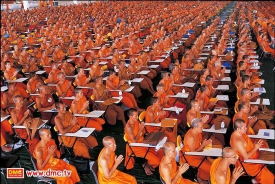 พระมหาเปรียญโอด! สังคมต่อว่าพระธัมมชโยสอนเพี้ยน..?แต่ทำไม ? มีประโยค 9 มากที่สุดในประเทศ