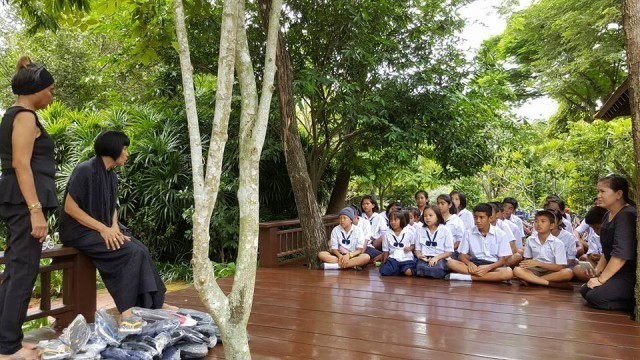 นับถือหัวใจสุดสุด!"ป้าจิ๊อัจฉราพรรณ"เปลี่ยนบ้านไม้สักแสนแพง..เป็นโรงทาน ช่วยชาวบ้านที่ขาดแคลน