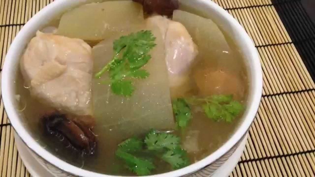เทรนด์ลดอ้วน นี่เลย ! ฟักเขียว  กินลดอ้วน บำรุงร่างกาย แก้ร้อนใน รักษาไตอักเสบ บวมน้ำ
