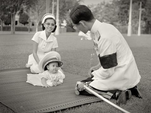 76 เรื่องของพระเจ้าอยู่หัวในพระบรมโกศที่คุณอาจจะยังไม่รู้
