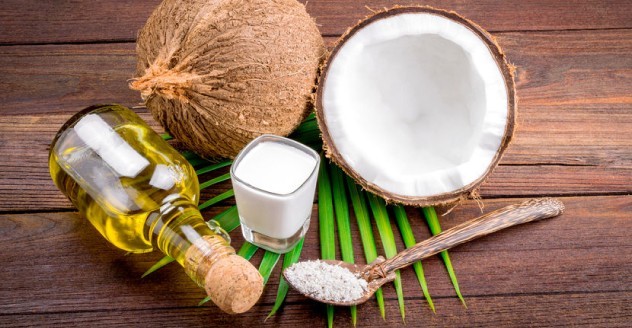 แพทย์ตะลึง! น้ำมันมะพร้าวฆ่าเซลล์มะเร็งในลำไส้ใหญ่ได้ถึง 93% ได้ในระยะเวลาอันสั้น