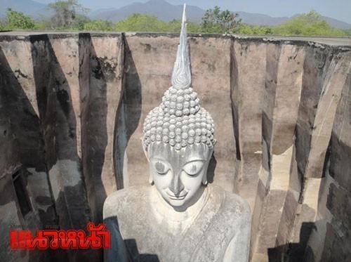 'อุโมงค์วัดศรีชุม'จิตรกรรมเก่าแก่ ทึ่งในความงามพระพุทธรูปพูดได้ (ชมคลิป)
