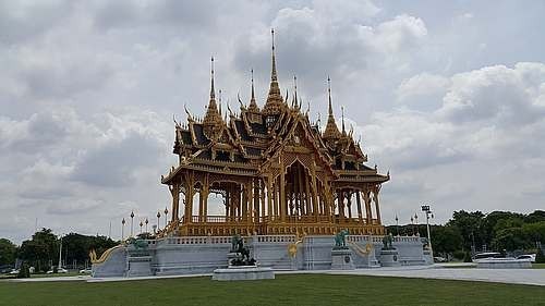 เชิญชมความงดงาม “เรือนยอดบรมมังคลานุสรณีย์” เฉลิมพระเกียรติครองราชย์ 70 ปี