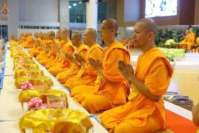 ประมวลภาพพิธีมุทิตาสักการะพระมหาเถระ พระเถระ 160 รูป ณ วัดพระธรรมกาย ปทุมธานี