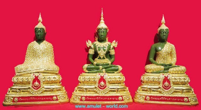 พระพุทธมณีรัตนมหาปฏิมากร (พระแก้วมรกต)