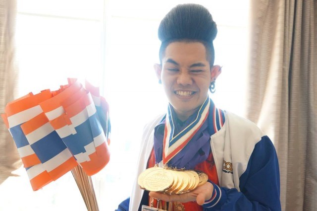 สุดยอด! 'เก่ง-ธชย' กวาด 14 เหรียญทอง 5 โล่รางวัล จากเวที WCOPA 2016