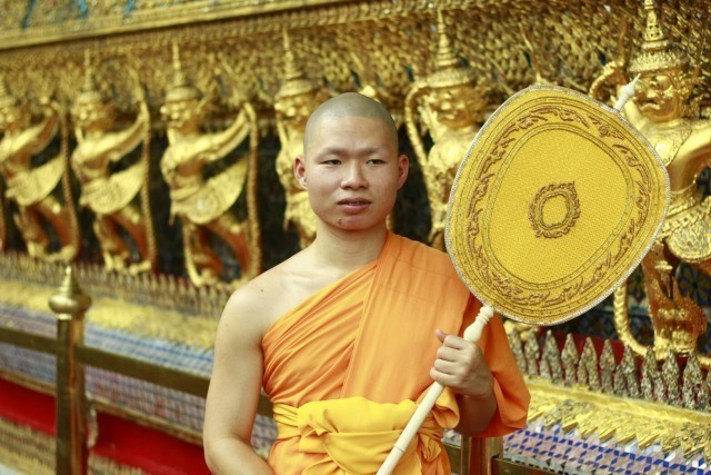 ๑๙ พ.ค. พิธีทรงตั้งเปรียญธรรม ๙ ประโยคและเปรียญธรรม ๖ ประโยค ณ วัดพระแก้ว