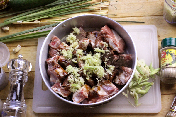 "ซี่โครงหมูย่างตะไคร้" เมนูเคี้ยวเพลิน รับหน้าฝน!!