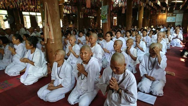 ยกนิ้วให้ผู้หญิงบนดอย โกนหัวบวชแสวงหาสัจธรรม